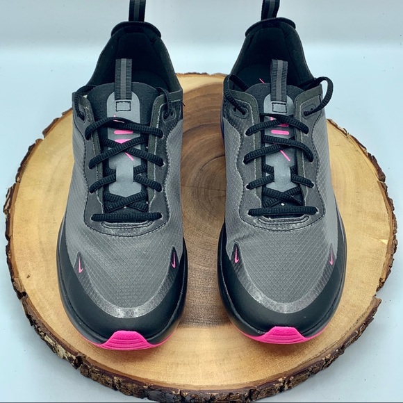 Nike Women’s Air Max DIA SE Various Sizes - Picture 3 of 8